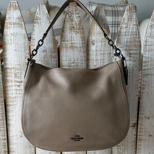 Coach Chelsea 32 Hobo Pebbled Leather Crossbody Bag Purse Dk/Stone
